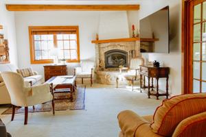 featured image of 729 North Washburn Street #729