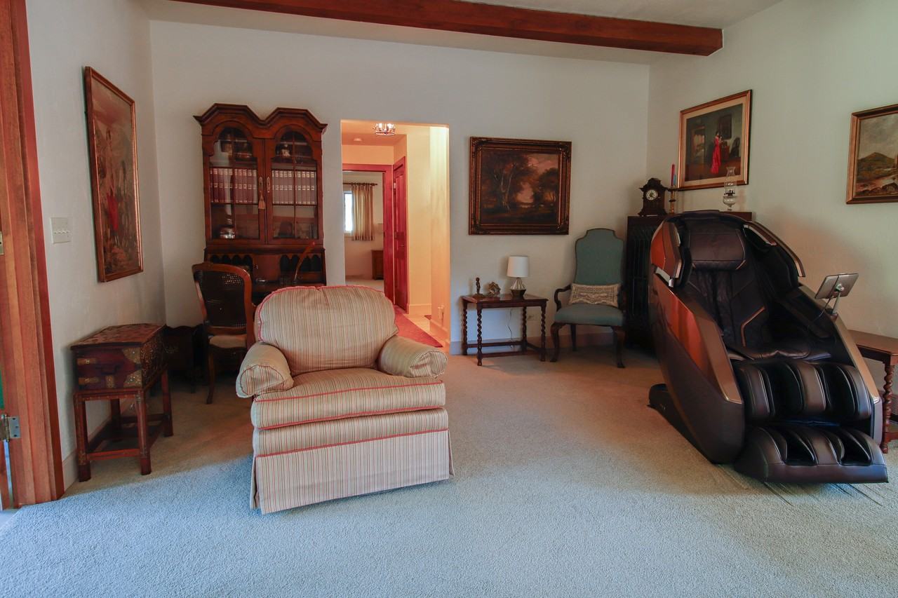 729 North Washburn Street #729 - Photo 2 of 24