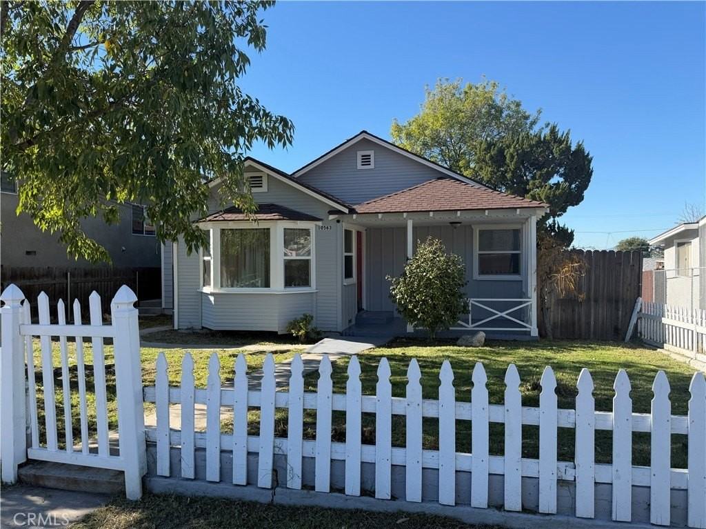 10563 Irma Ave - Photo 3 of 18