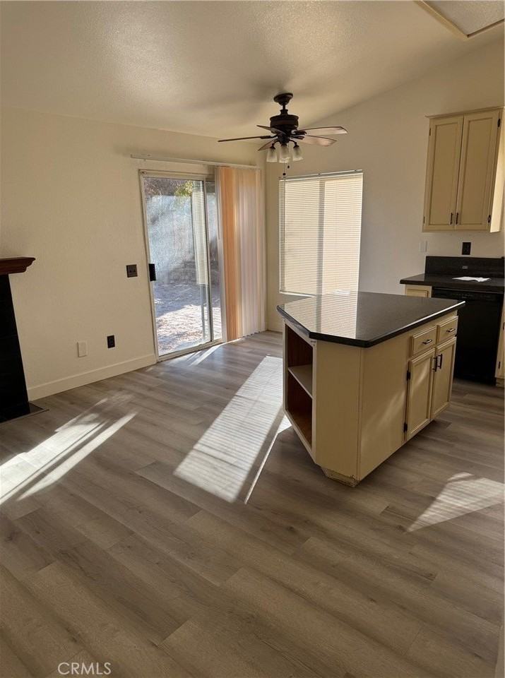 13087 Bennington Dr - Photo 5 of 16