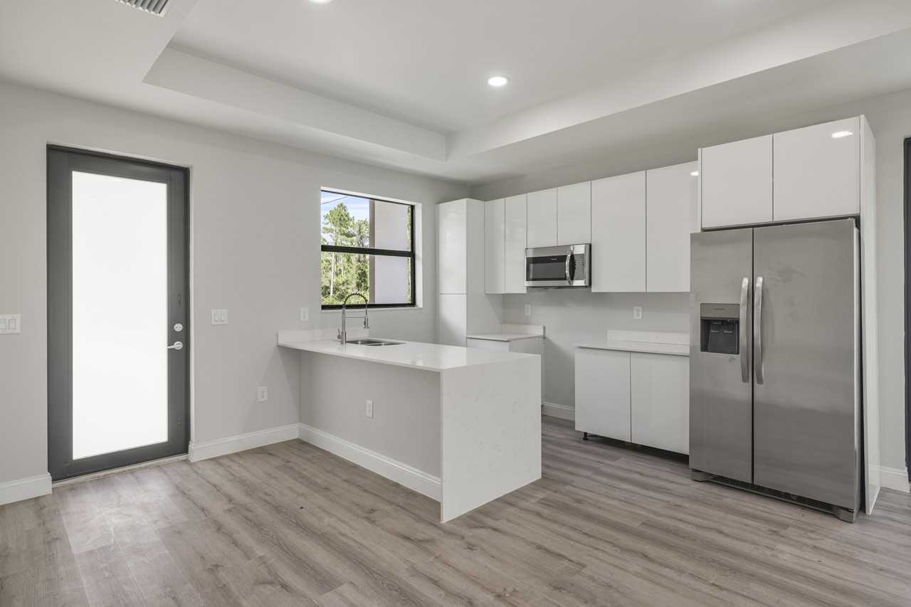 934 Binkley Street #1 - Photo 2 of 29