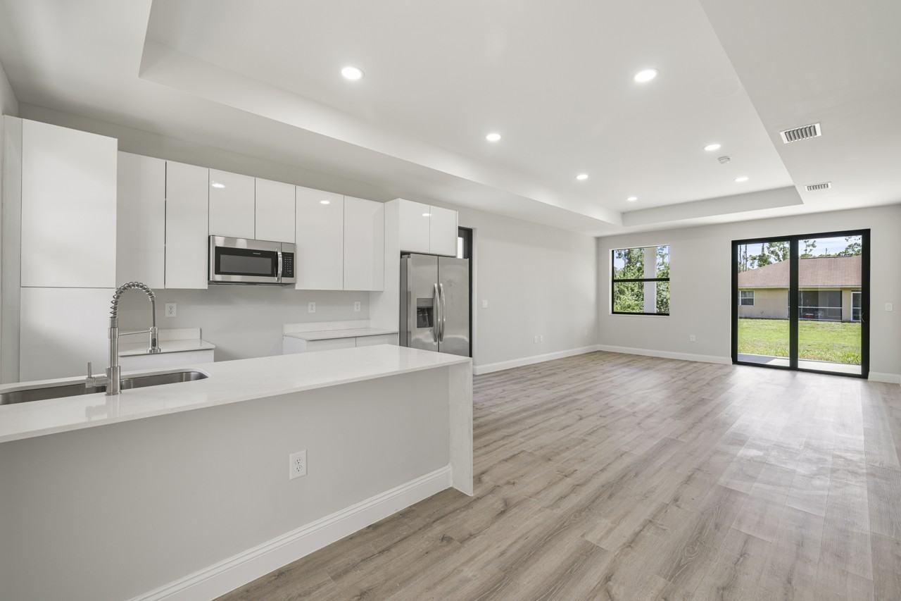 934 Binkley Street #1 - Photo 6 of 29