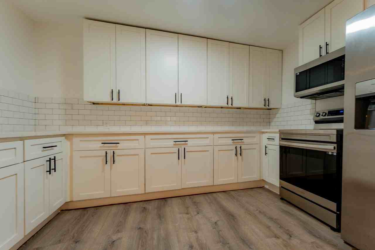 1103 North Grant Drive #1 - Photo 4 of 35