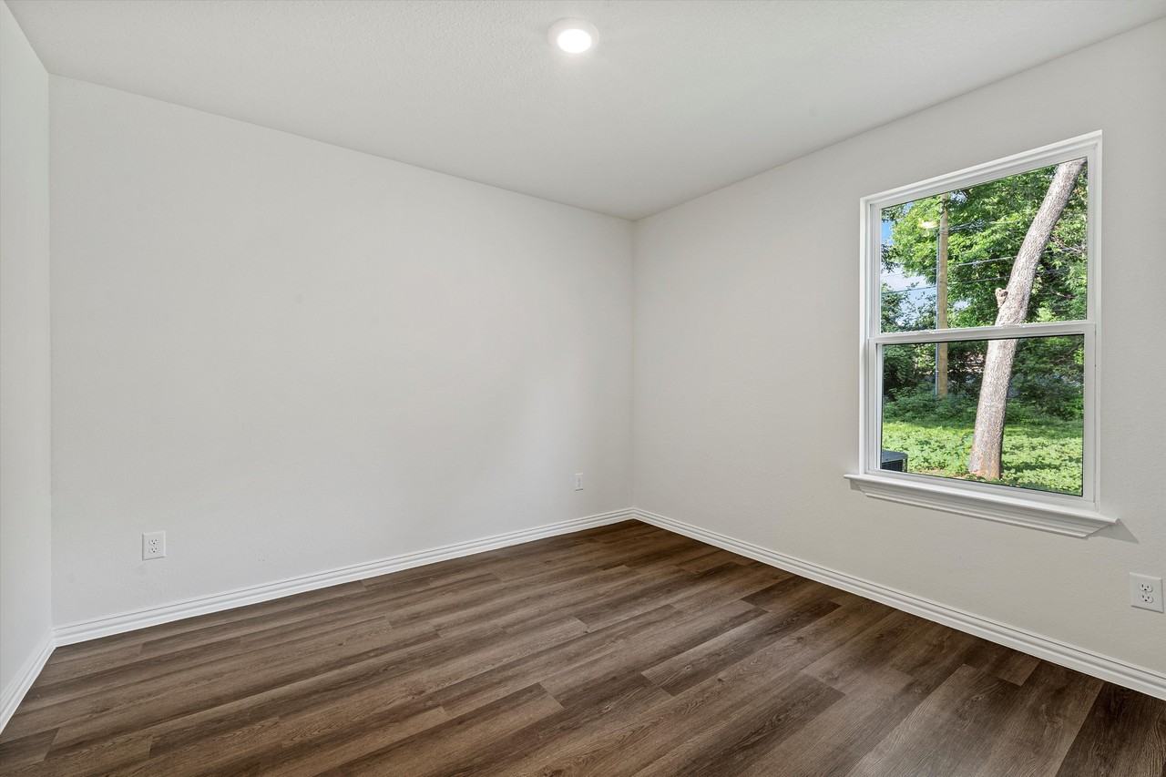 1104 Rose StreetUnit A #A - Photo 6 of 19