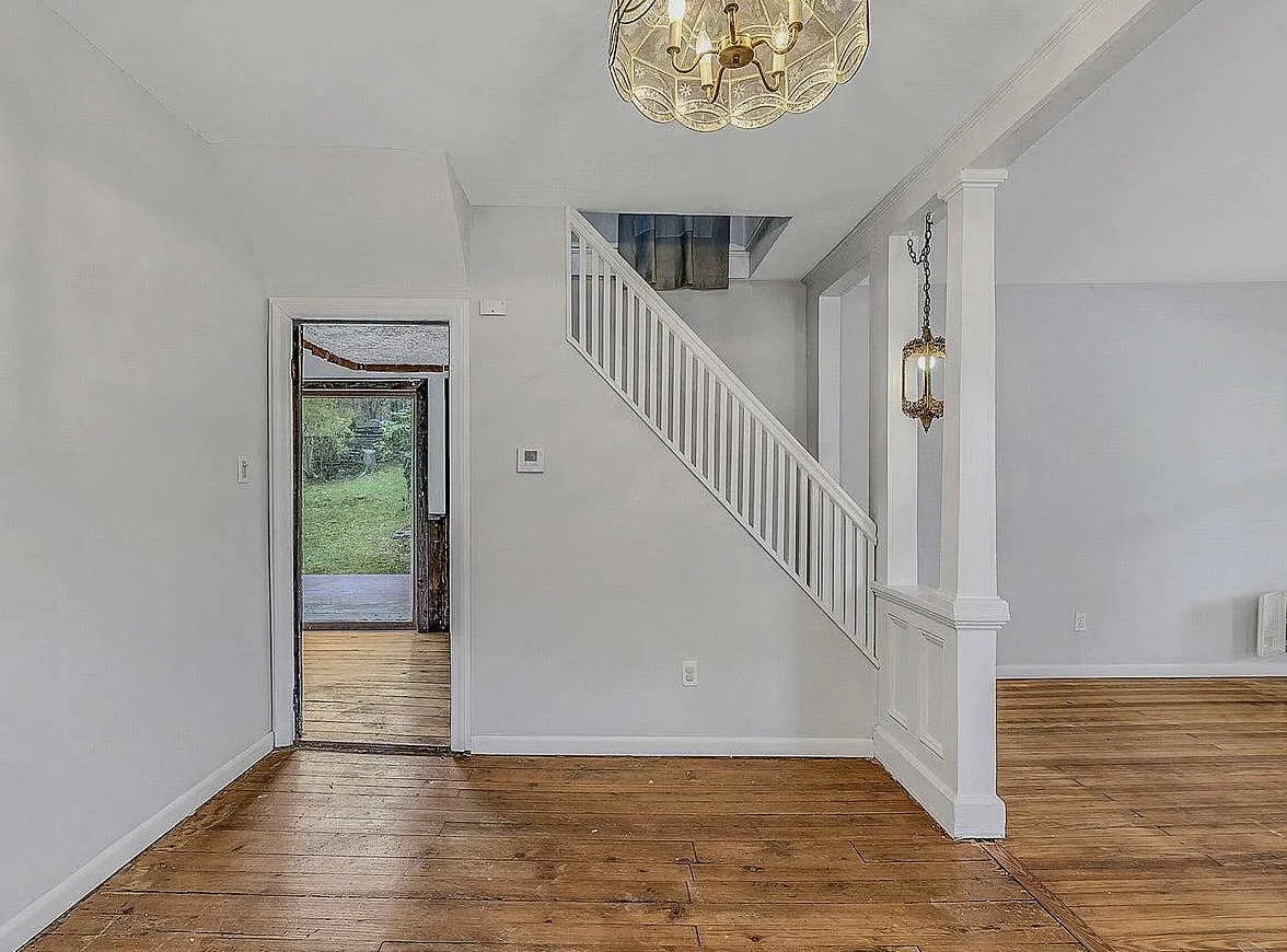 213 Colburn Avenue #1 - Photo 5 of 28