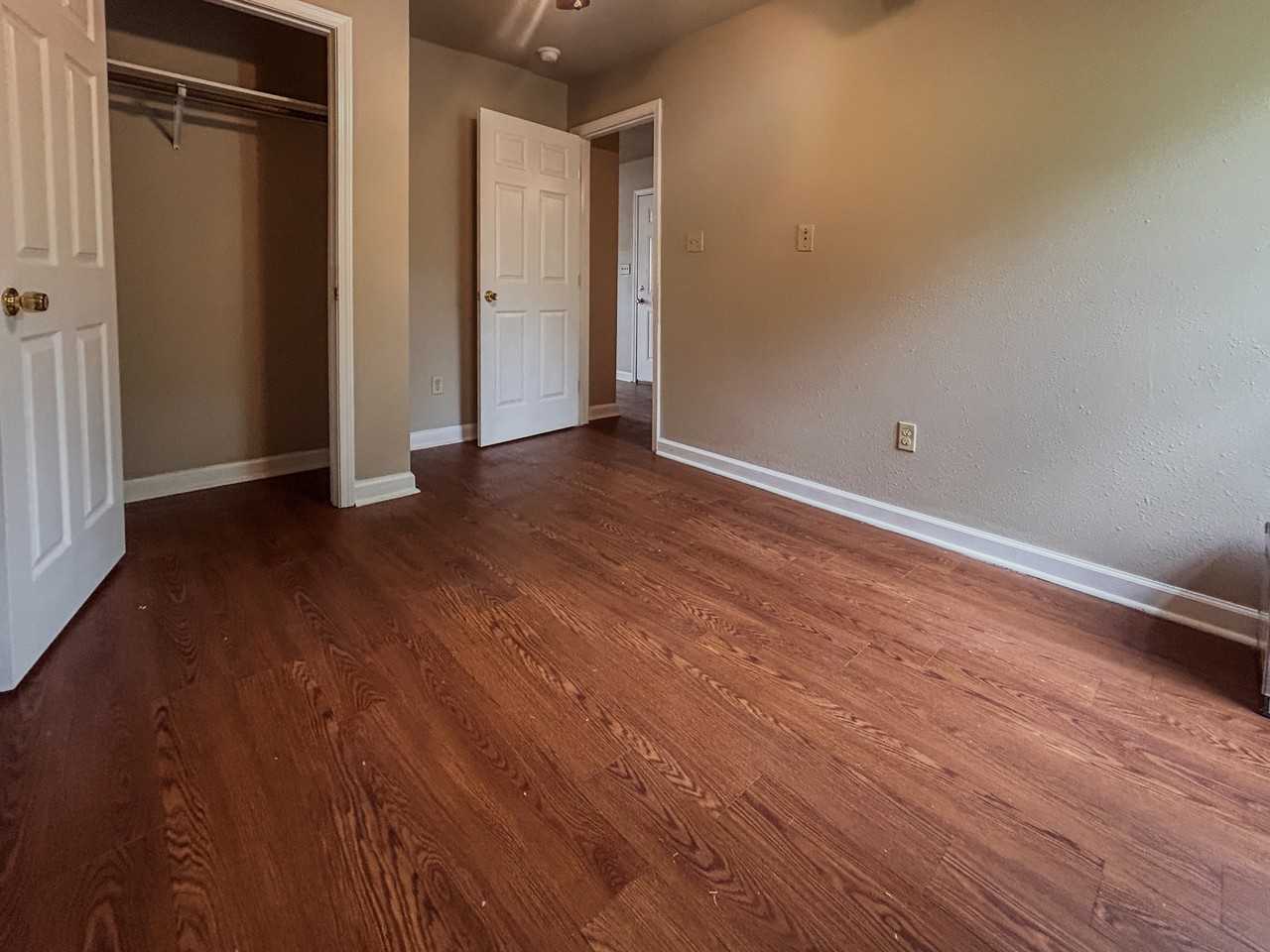 604 North Western Avenue #A - Photo 3 of 6