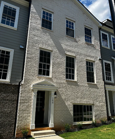 3165 Dogwood Dr #102