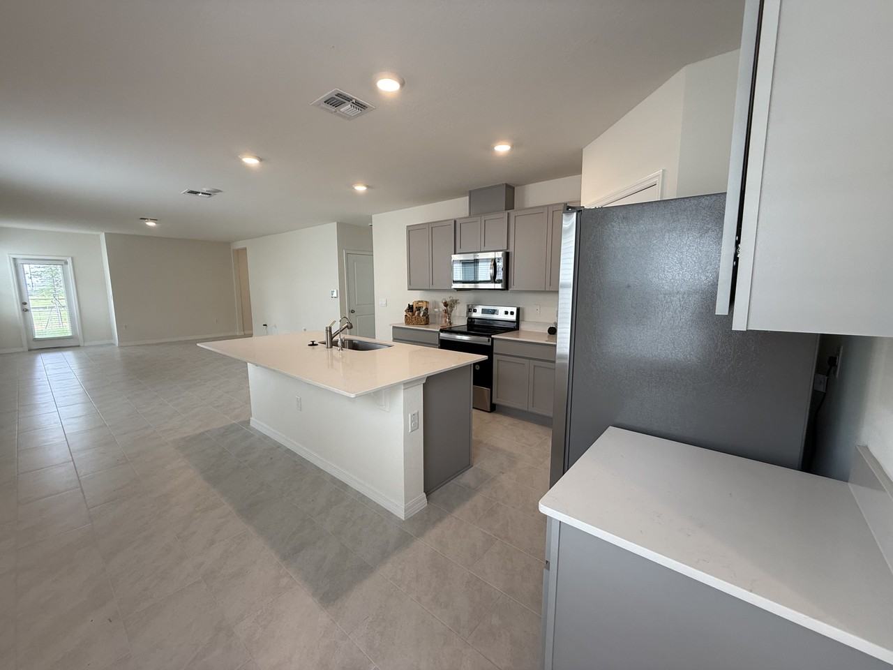 1305 June Lake Loop - Photo 4 of 10