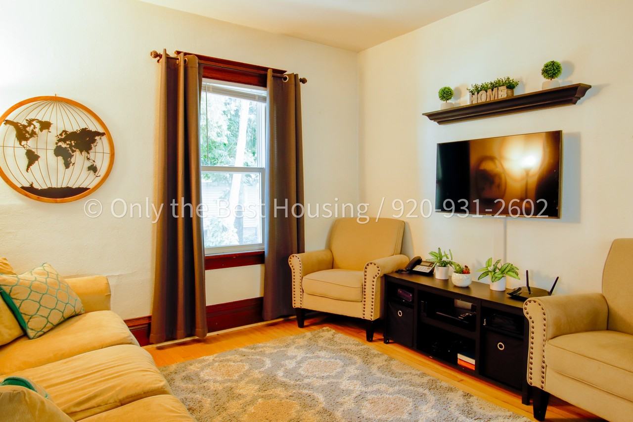 1658 Oregon St #1658 - Photo 2 of 13