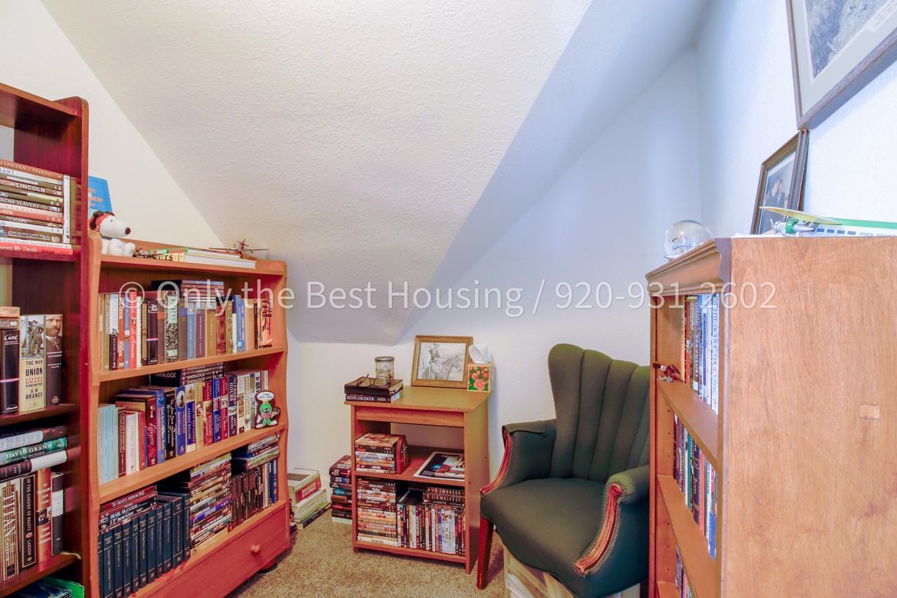 1658 Oregon St #1658 - Photo 7 of 13