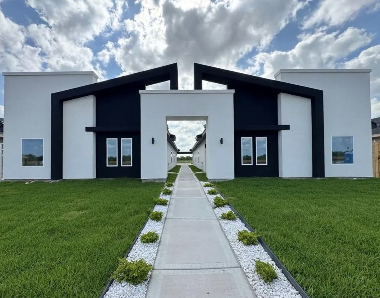 2409 Indian Creek Avenue #4