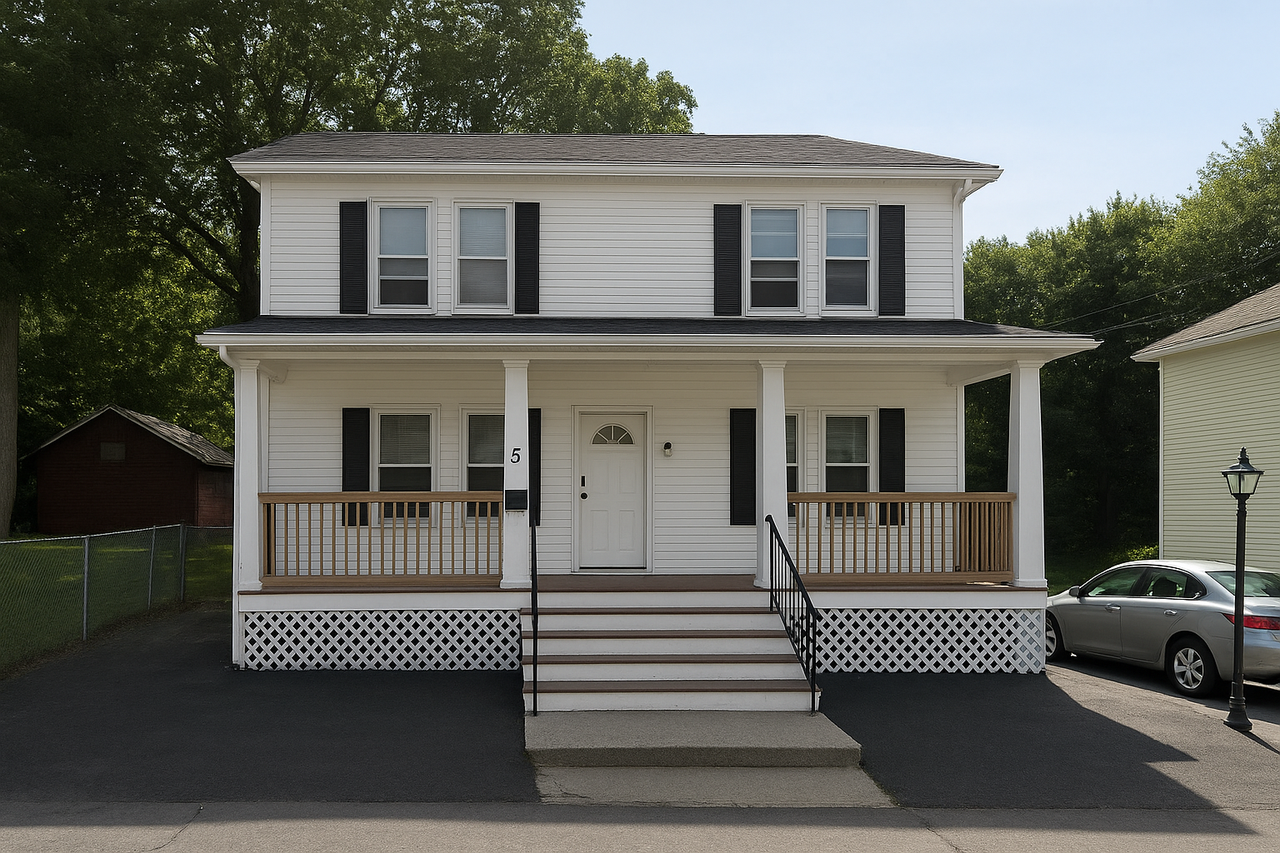 Stevens St #2R - Photo 2 of 2