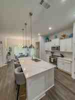 featured image of 2437 Hilton Drive #1