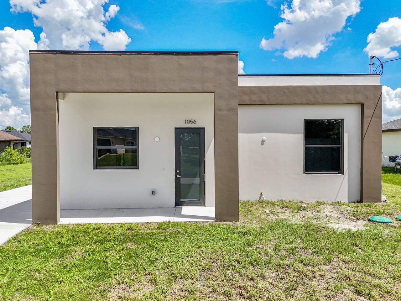 1056 Fayette Ave #1 - Photo 4 of 31