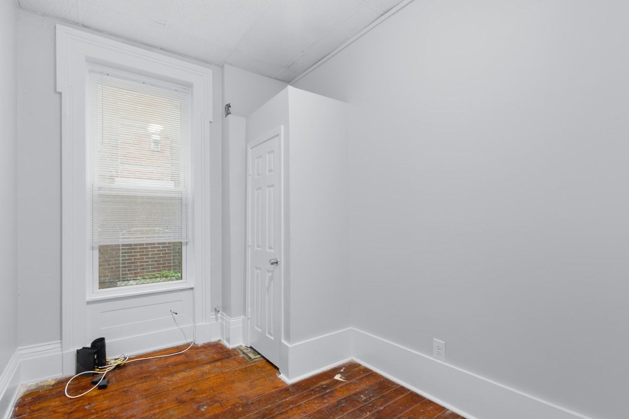 1814 West Jefferson Street #1 - Photo 7 of 13