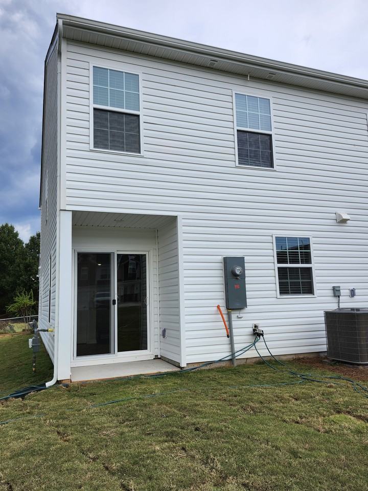 708 Peyden Ln #1 - Photo 3 of 17