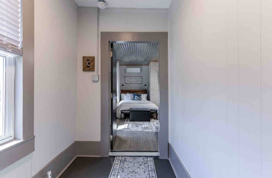 404 C Street #1 - Photo 2 of 10