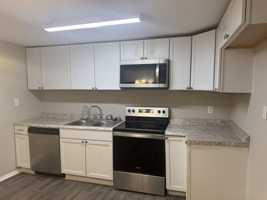 featured image of 211 Pierian Avenue #1