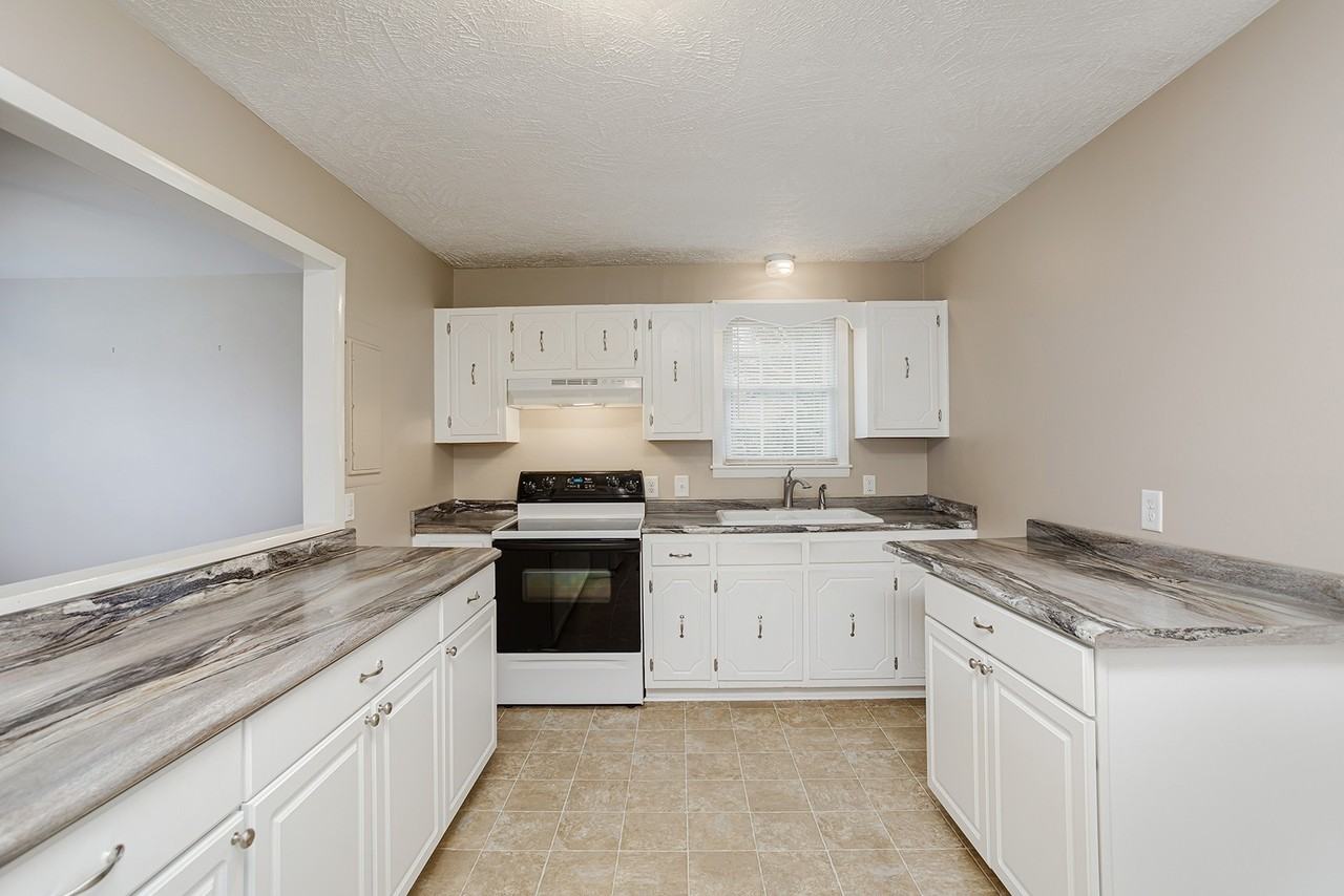 121 Highland Drive #121 - Photo 6 of 10