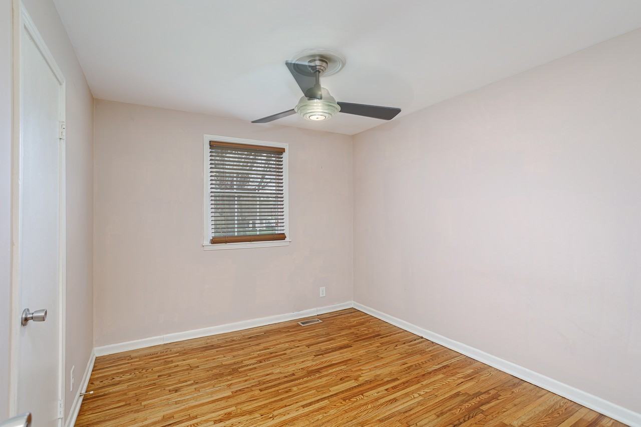 121 Highland Drive #121 - Photo 7 of 10