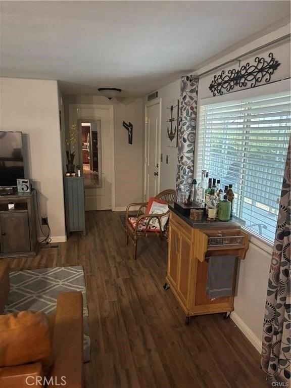 670 Channel Way - Photo 5 of 19