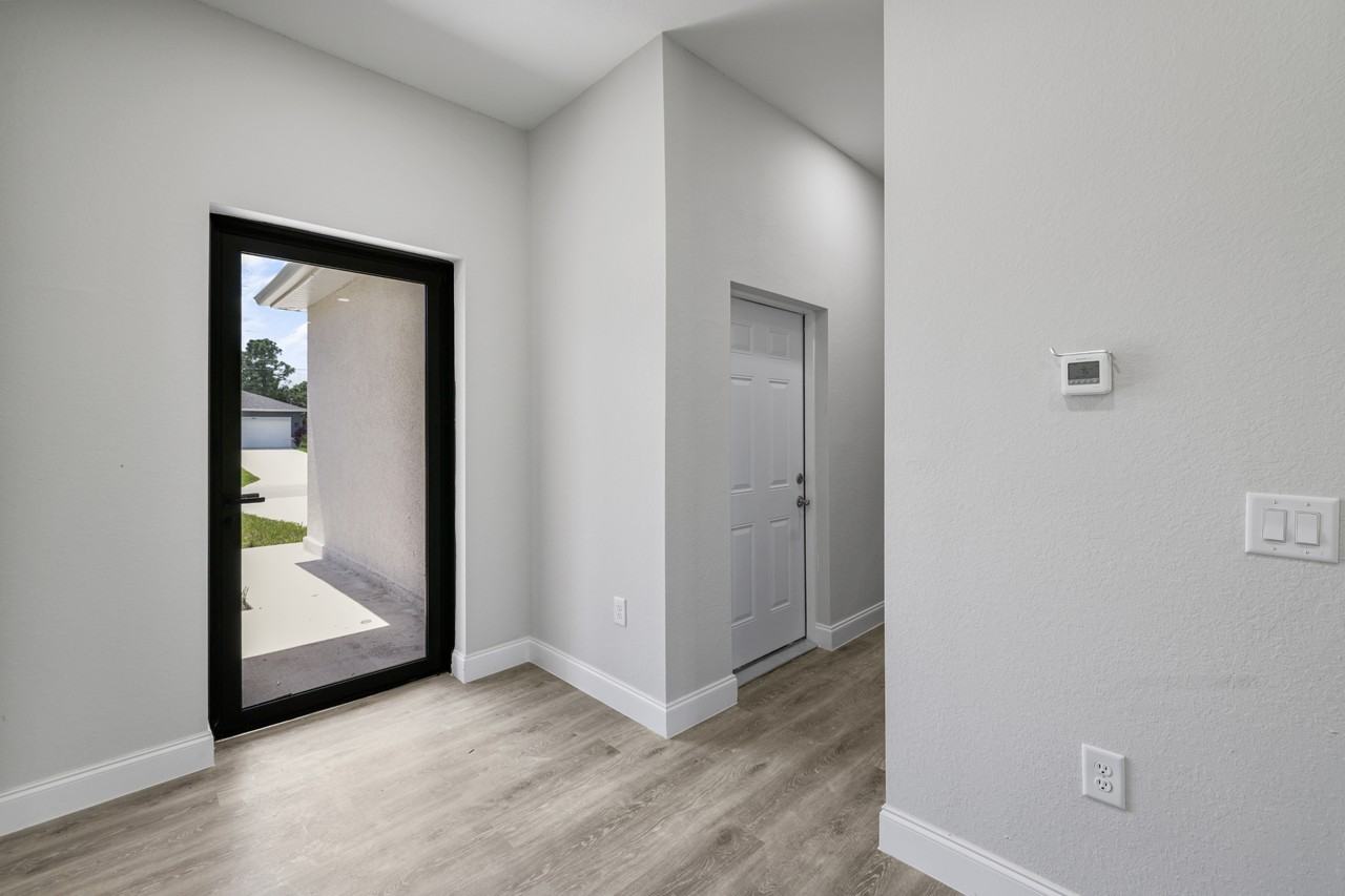 1051 Milwaukee Boulevard #1 - Photo 3 of 36