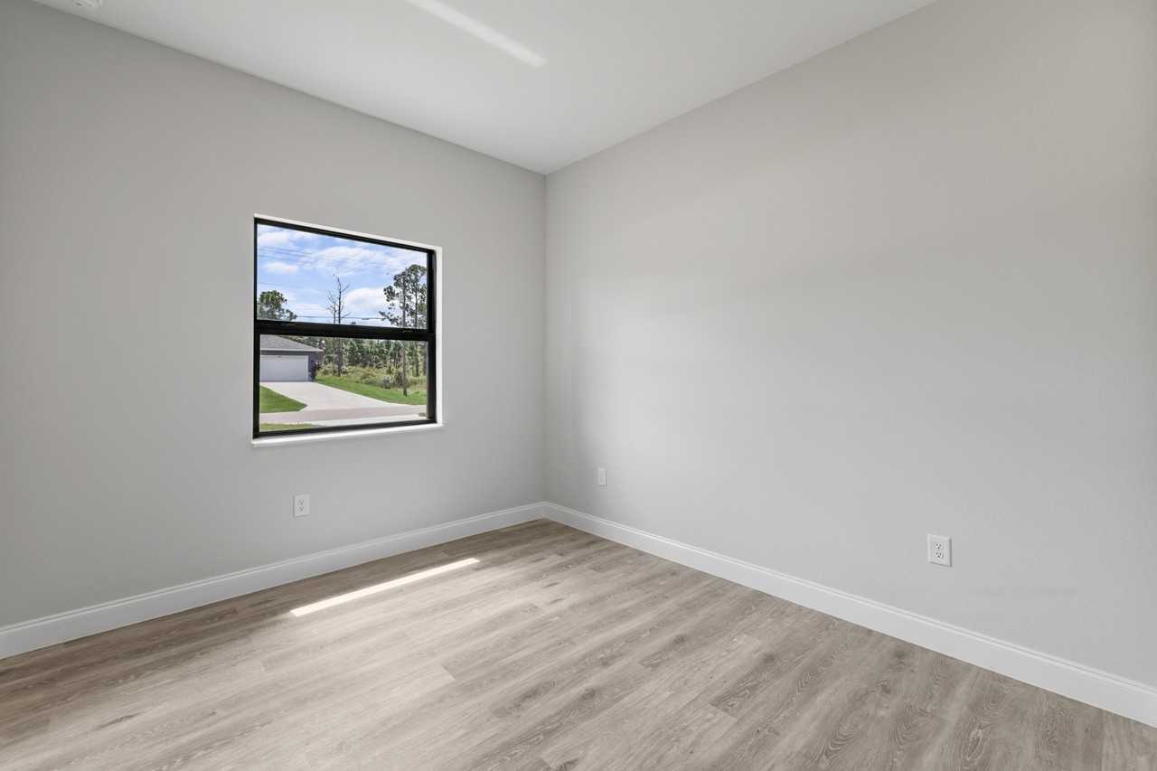 1051 Milwaukee Boulevard #1 - Photo 4 of 36