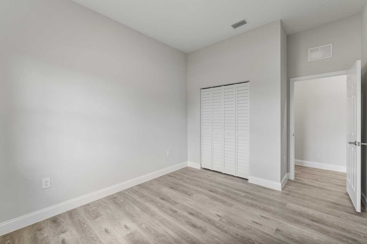 1051 Milwaukee Boulevard #1 - Photo 5 of 36