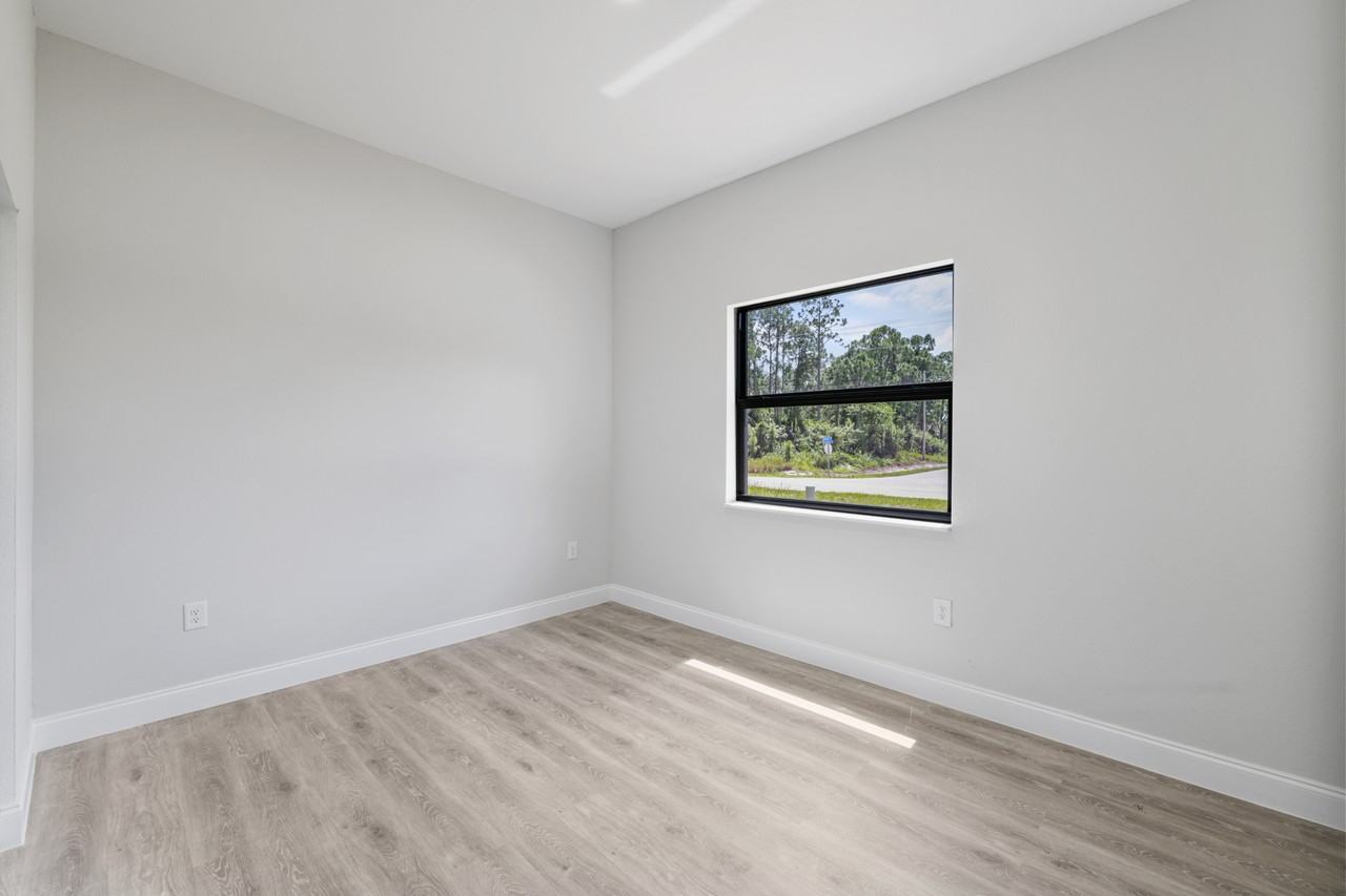 1051 Milwaukee Boulevard #1 - Photo 6 of 36