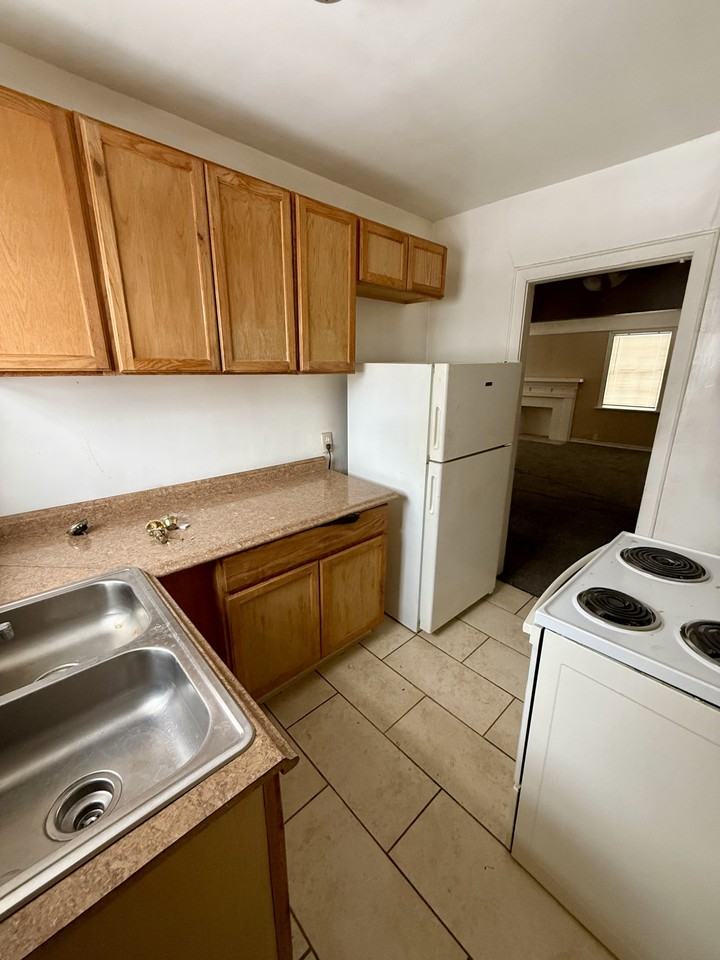 364 Delaware Avenue #3 - Photo 4 of 9