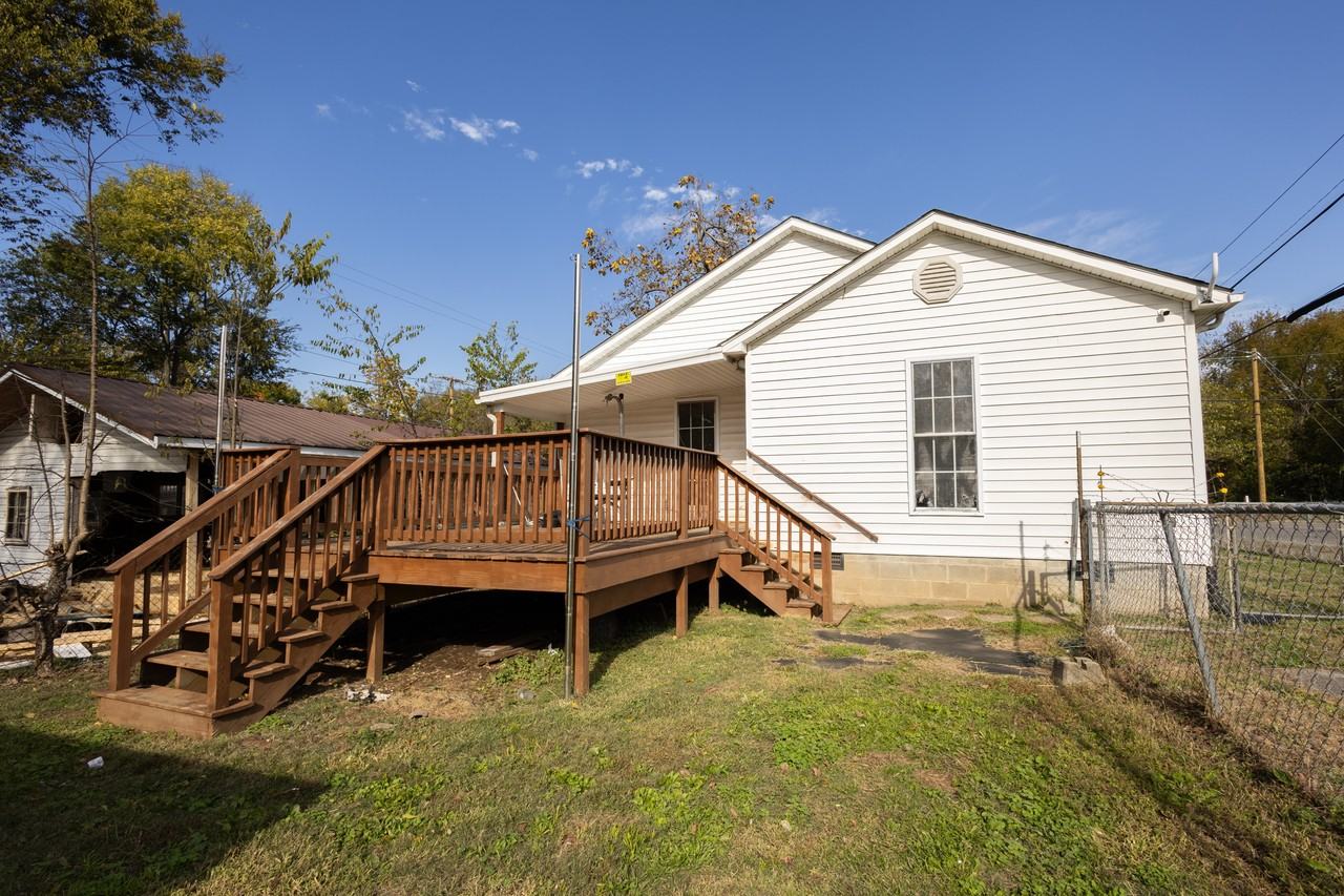 135 W 14th Ave #1 - Photo 3 of 22