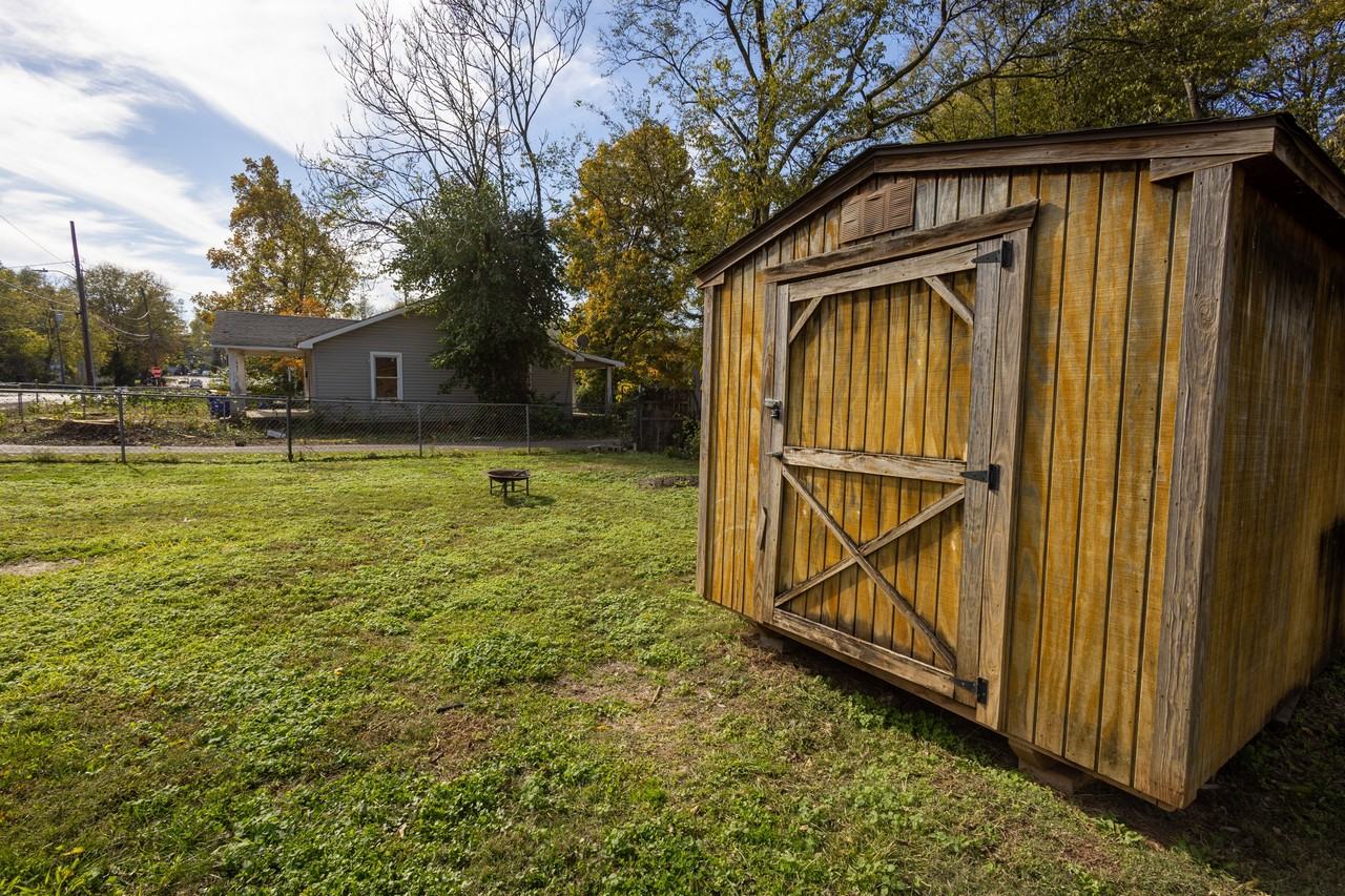 135 W 14th Ave #1 - Photo 4 of 22