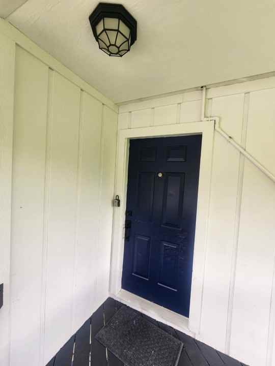 431 Geneva Dr #1 - Photo 3 of 21