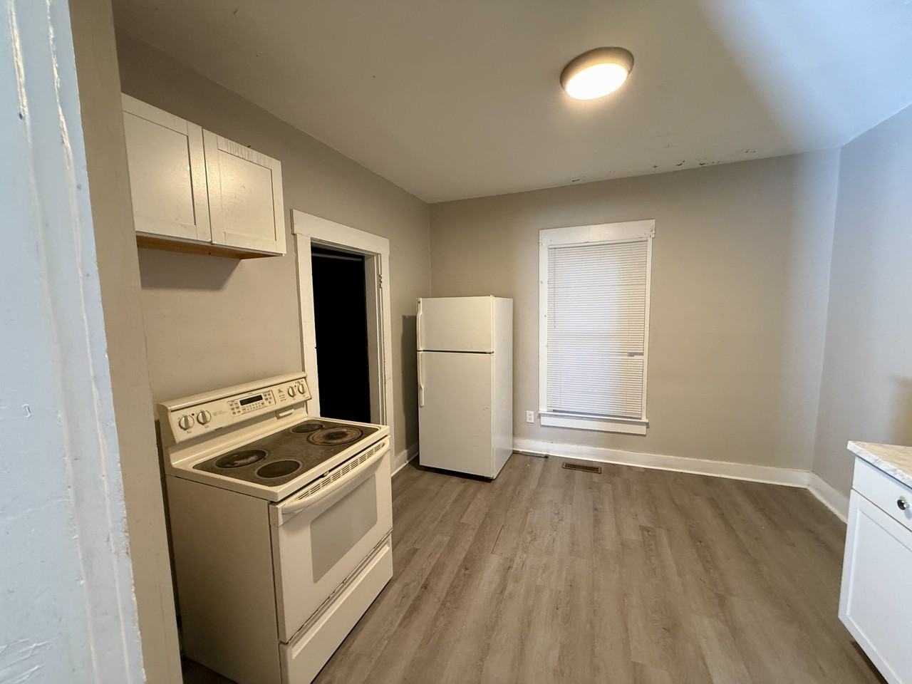 515 Ludlow Ave #515 - Photo 2 of 7