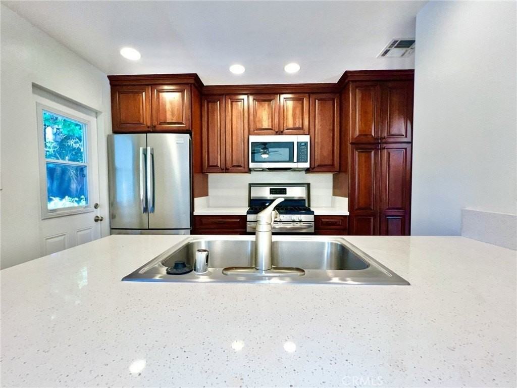 22901 Leadwell Street - Photo 2 of 18