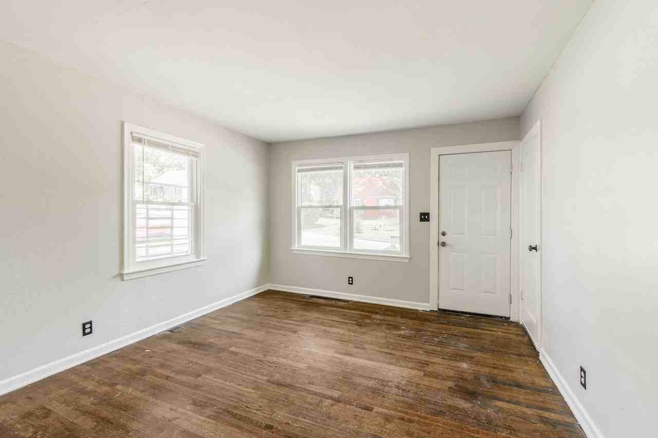 5760 College Ave #1 - Photo 4 of 19