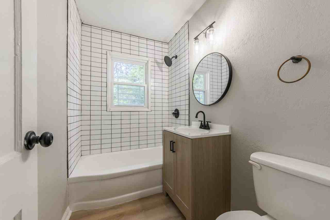 5760 College Ave #1 - Photo 5 of 19