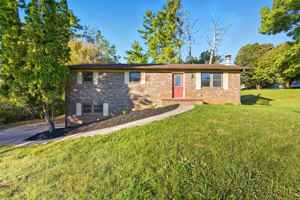 featured image of 7800 Temple Acres Drive #1