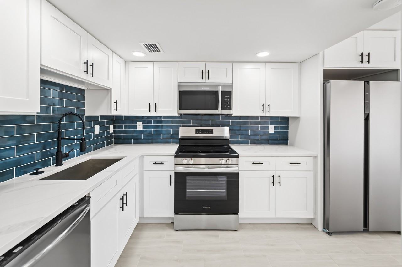 3626 S Central Ave #1 - Photo 2 of 23