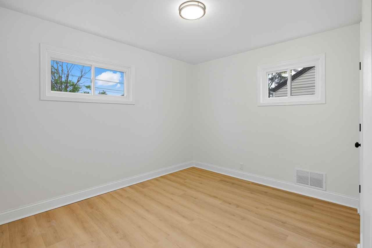 344 Chestnut Ave #1 - Photo 7 of 19