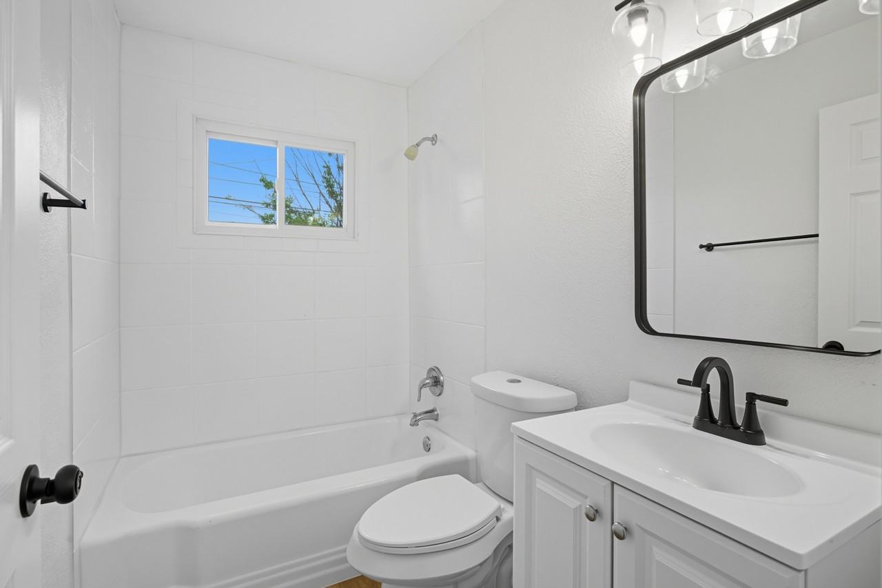 344 Chestnut Avenue #1 - Photo 4 of 22