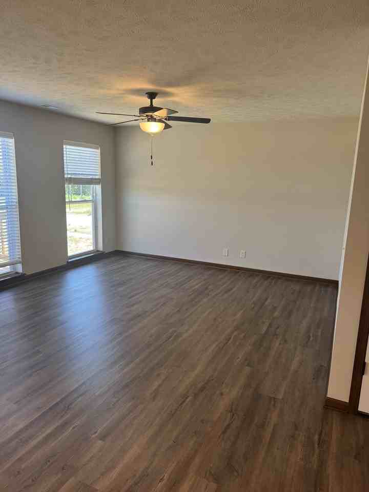 311 West Samuel Court #1 - Photo 3 of 22