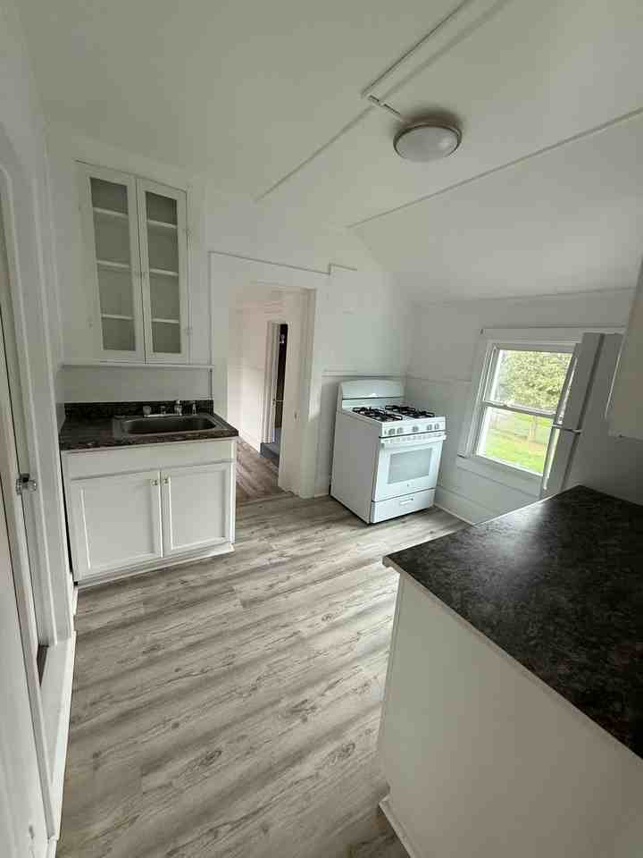 97 West 8th Street #FULL - Photo 2 of 8