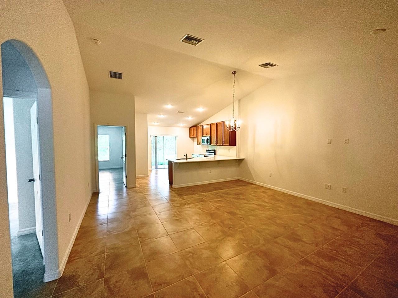 33 Rose Dr #A - Photo 4 of 8