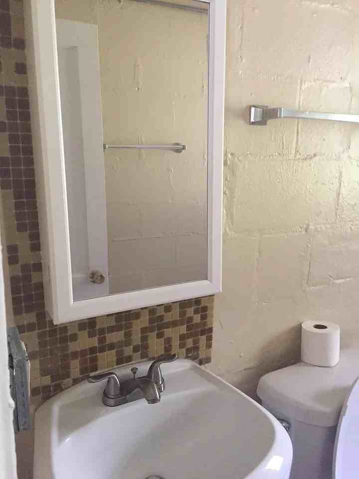 553 Highland Avenue Northeast #14 - Photo 4 of 7