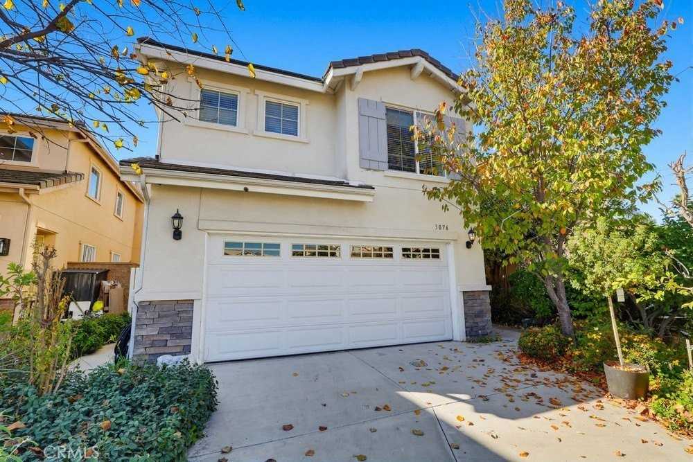 3076 Parkway Cir - Photo 2 of 50