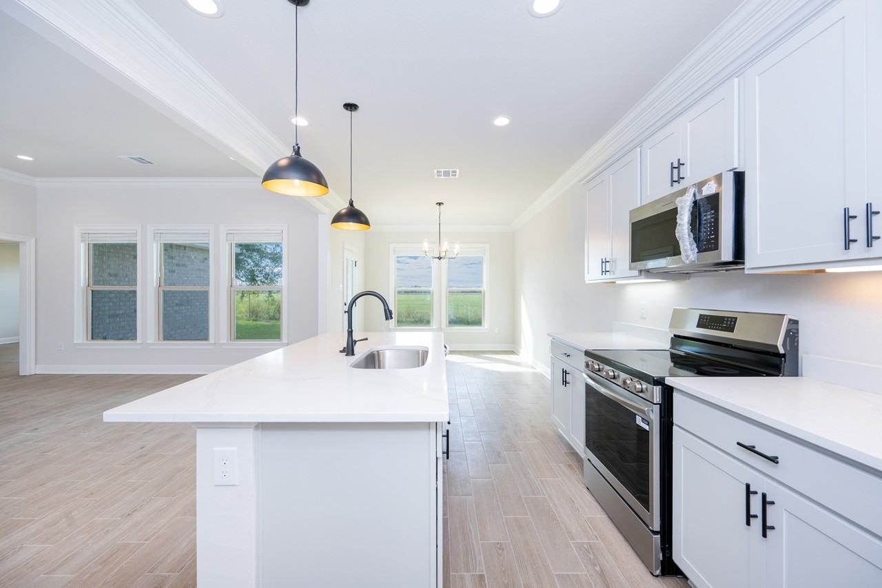 3630 Ancient Oaks Cir #1 - Photo 7 of 20