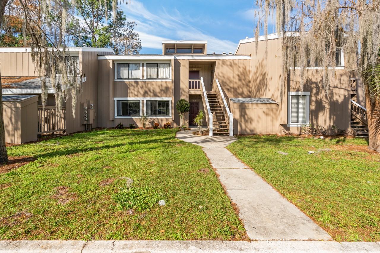 5838 Peregrine Ave - Photo 3 of 17