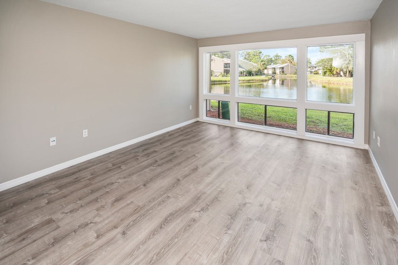 5838 Peregrine Ave - Photo 5 of 17