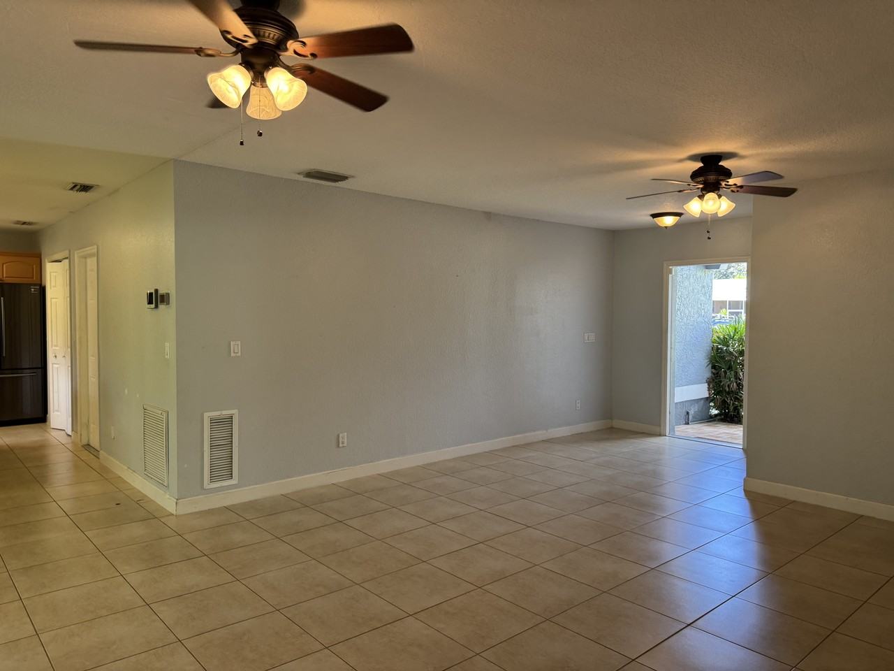 319 Northwest Byron Street #1 - Photo 7 of 12